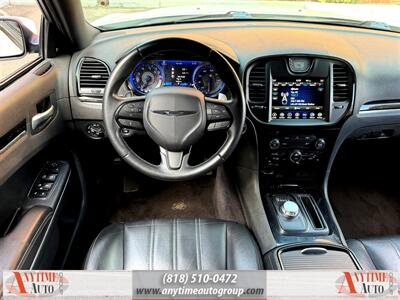 2018 Chrysler 300 Series S - Photo 9 - Sherman Oaks, CA 91403-1701