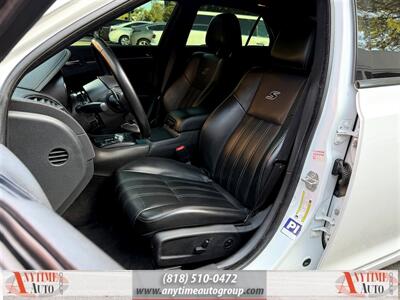 2018 Chrysler 300 Series S - Photo 12 - Sherman Oaks, CA 91403-1701