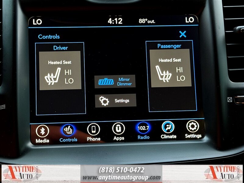 2018 Chrysler 300 Series S - Photo 16 - Sherman Oaks, CA 91403-1701