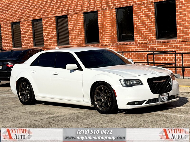 2018 Chrysler 300 Series S - Photo 7 - Sherman Oaks, CA 91403-1701