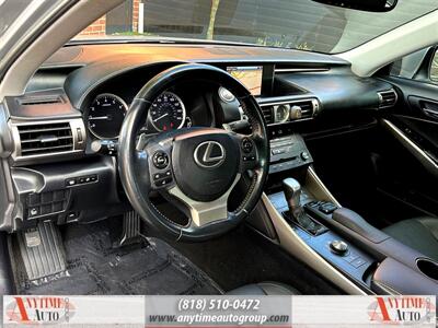 2015 Lexus IS 250   - Photo 16 - Sherman Oaks, CA 91403-1701