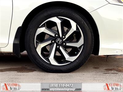 2017 Honda Accord EX-L w/Navigation and Honda Sensing   - Photo 29 - Sherman Oaks, CA 91403-1701