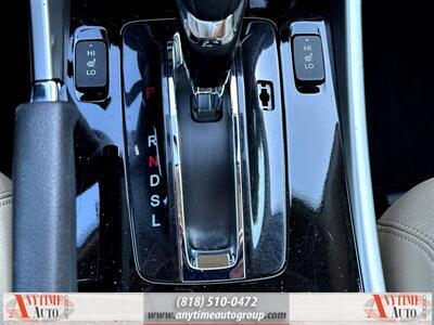 2017 Honda Accord EX-L w/Navigation and Honda Sensing   - Photo 25 - Sherman Oaks, CA 91403-1701