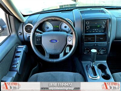 2009 Ford Explorer Sport Trac XLT   - Photo 16 - Sherman Oaks, CA 91403-1701
