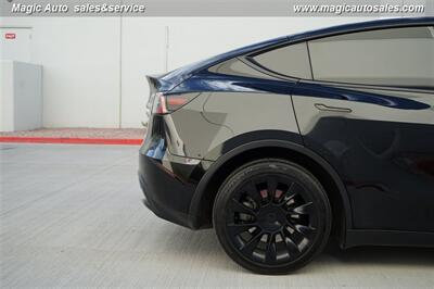 2023 Tesla Model Y Long Range   - Photo 11 - Phoenix, AZ 85034