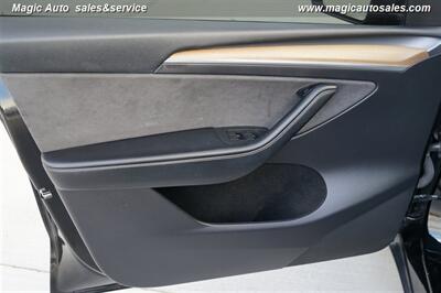 2023 Tesla Model Y Long Range   - Photo 13 - Phoenix, AZ 85034