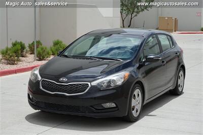 2016 Kia Forte5 LX   - Photo 1 - Phoenix, AZ 85034