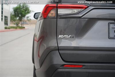 2021 Toyota RAV4 LE   - Photo 15 - Phoenix, AZ 85034