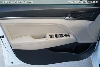 2017 Hyundai ELANTRA SE   - Photo 13 - Phoenix, AZ 85034