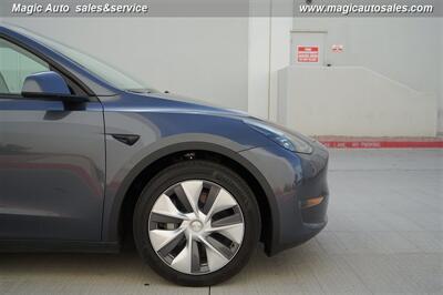 2023 Tesla Model Y Long Range - Photo 9 - Phoenix, AZ 85034