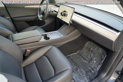 2023 Tesla Model Y Long Range - Photo 18 - Phoenix, AZ 85034