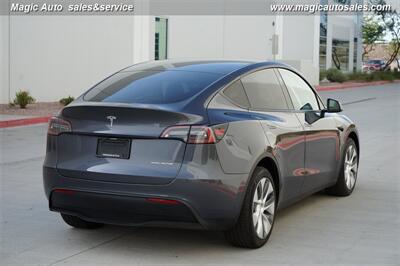 2023 Tesla Model Y Long Range - Photo 6 - Phoenix, AZ 85034