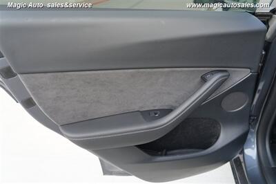 2023 Tesla Model Y Long Range - Photo 23 - Phoenix, AZ 85034