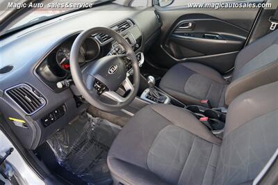 2016 Kia Rio LX   - Photo 14 - Phoenix, AZ 85034