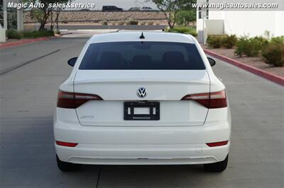2021 Volkswagen Jetta SE   - Photo 5 - Phoenix, AZ 85034