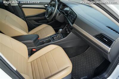 2021 Volkswagen Jetta SE   - Photo 14 - Phoenix, AZ 85034