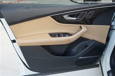 2022 Audi Q7 quattro Premium Plus - Photo 15 - Phoenix, AZ 85034