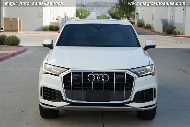 2022 Audi Q7 quattro Premium Plus  