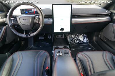 2021 Ford Mustang Mach-E Premium   - Photo 19 - Phoenix, AZ 85034