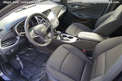 2023 Chevrolet Malibu LT   - Photo 14 - Phoenix, AZ 85034