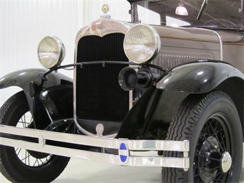1930 Ford Model A Tudor Sedan   - Photo 6 - Fort Wayne, IN 46804