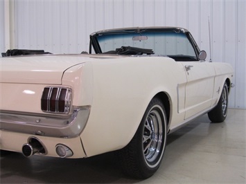 1965 Ford Mustang GT Convertible   - Photo 24 - Fort Wayne, IN 46804