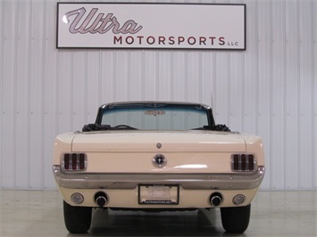 1965 Ford Mustang GT Convertible   - Photo 21 - Fort Wayne, IN 46804