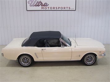 1965 Ford Mustang GT Convertible   - Photo 50 - Fort Wayne, IN 46804
