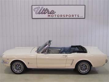 1965 Ford Mustang GT Convertible   - Photo 3 - Fort Wayne, IN 46804