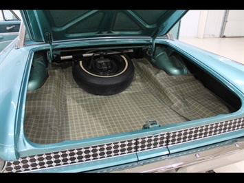 1961 Ford Galaxie 500   - Photo 18 - Fort Wayne, IN 46804