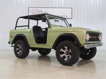 1974 Ford Bronco   - Photo 1 - Fort Wayne, IN 46804