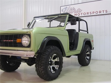 1974 Ford Bronco   - Photo 6 - Fort Wayne, IN 46804
