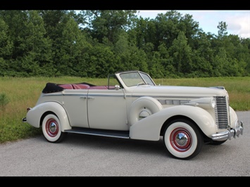 1938 Buick Century Phaeton Convertible   - Photo 60 - Fort Wayne, IN 46804