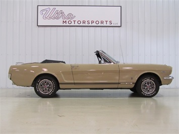1966 Ford Mustang GT   - Photo 4 - Fort Wayne, IN 46804