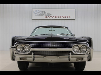1961 Lincoln Continental Convertible   - Photo 4 - Fort Wayne, IN 46804