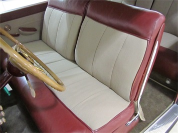 1941 Lincoln Continental   - Photo 37 - Fort Wayne, IN 46804