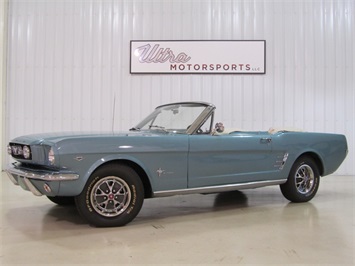 1966 Ford Mustang Convertible   - Photo 12 - Fort Wayne, IN 46804