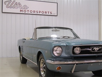1966 Ford Mustang Convertible   - Photo 6 - Fort Wayne, IN 46804