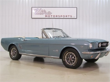 1966 Ford Mustang Convertible   - Photo 1 - Fort Wayne, IN 46804
