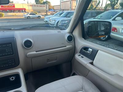 2004 Ford Expedition Eddie Bauer   - Photo 21 - Los Angeles, CA 91306