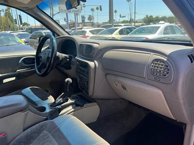 2003 Chevrolet TrailBlazer LS   - Photo 38 - Los Angeles, CA 91306