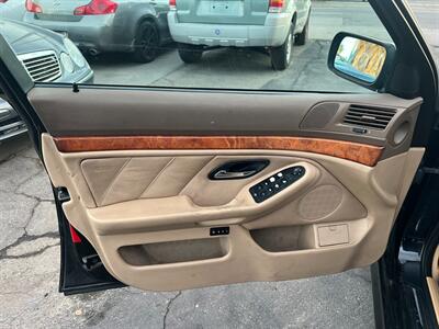 2000 BMW 5 Series 528i   - Photo 13 - Los Angeles, CA 91306