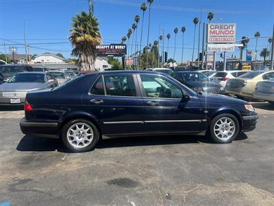 2001 Saab 9-5 2.3t   - Photo 6 - Los Angeles, CA 91306