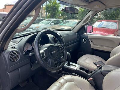 2002 Jeep Liberty Limited   - Photo 15 - Los Angeles, CA 91306