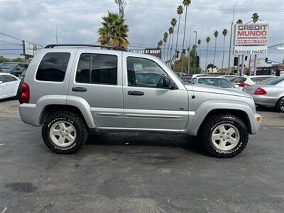 2002 Jeep Liberty Limited   - Photo 4 - Los Angeles, CA 91306