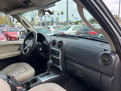 2002 Jeep Liberty Limited   - Photo 40 - Los Angeles, CA 91306