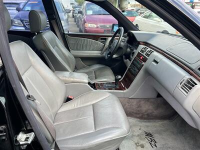 1996 Mercedes-Benz E 320   - Photo 41 - Los Angeles, CA 91306