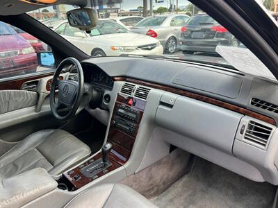 1996 Mercedes-Benz E 320   - Photo 40 - Los Angeles, CA 91306