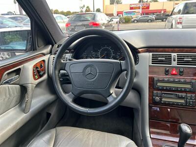 1996 Mercedes-Benz E 320   - Photo 24 - Los Angeles, CA 91306