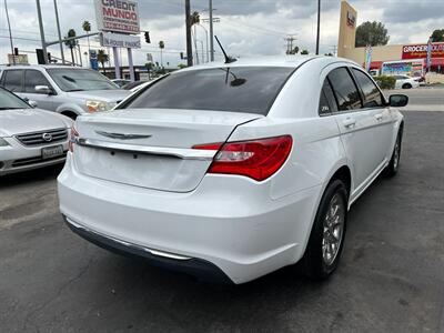 2014 Chrysler 200 LX   - Photo 34 - Los Angeles, CA 91306